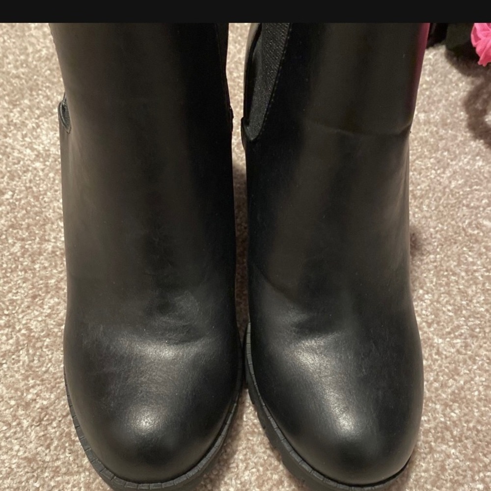 Black Boots - image 2